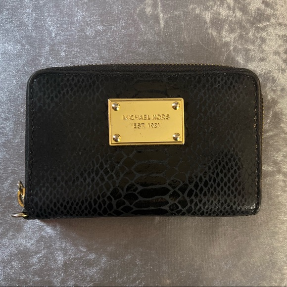 Michael Kors snakeskin leather wallet - Picture 1 of 6